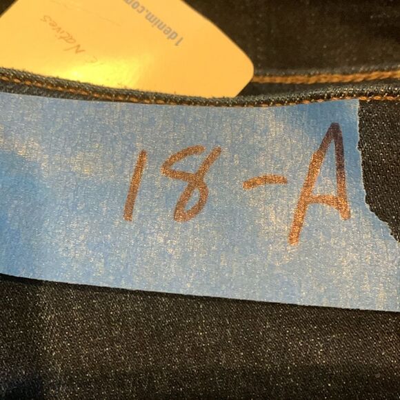 1 denim, the move, NWT, size 34. Curvy/skinny, stretchy - Picture 15 of 15